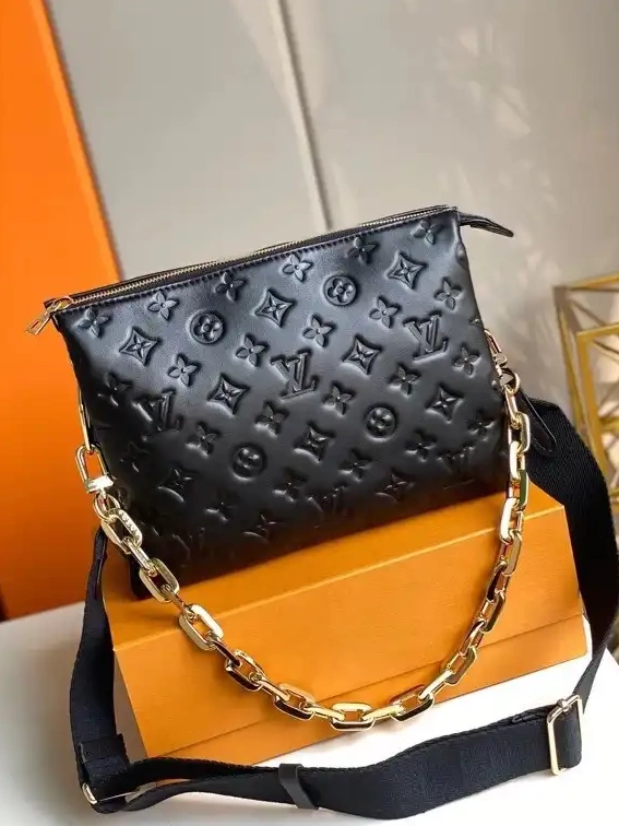 AAA Replica Ru VUITTON COUSSIN LOUIS PM 0528